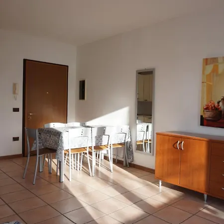 Cozy Flat With Terrace And Shared Pool * 杜纳维德